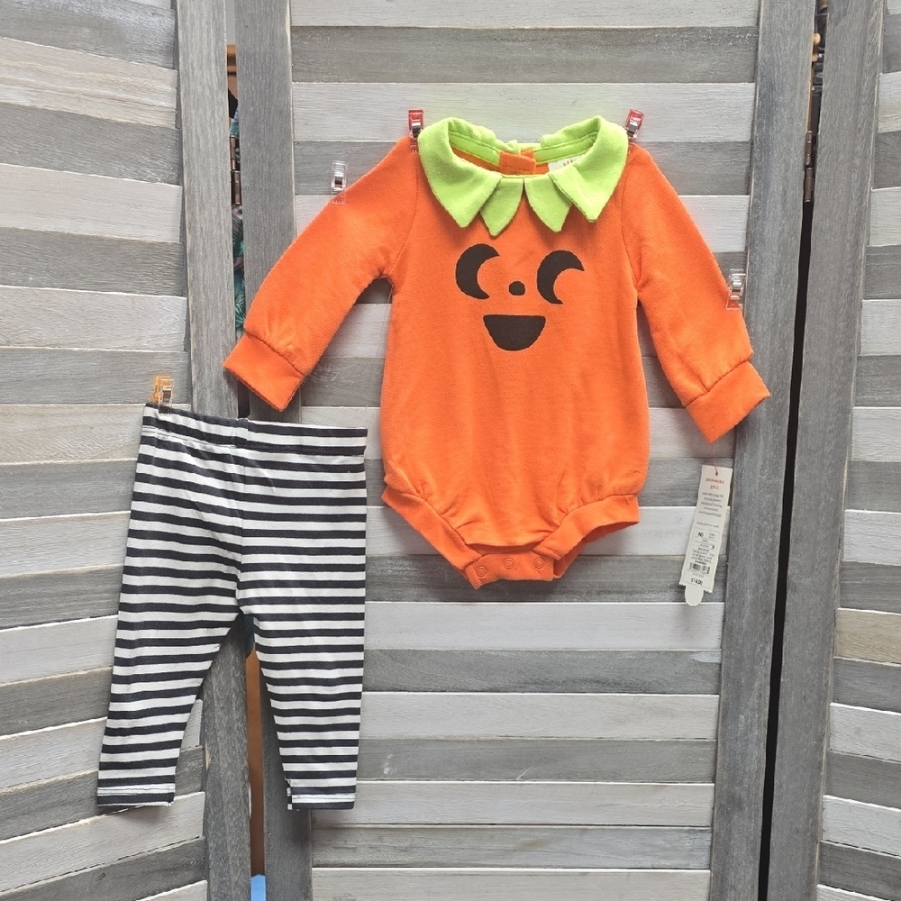 Cat & Jack Infant Pumpkin Halloween Bodysuit & Stripe Pants Set | Newborn